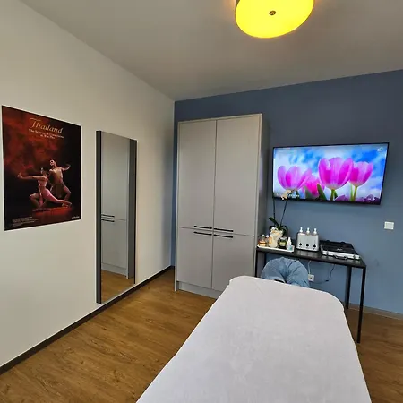 Fair N Square 24 Stunden Self-check In Aparthotel 4*