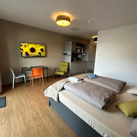 Fair N Square 24 Stunden Self-check In