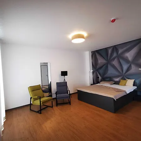 Aparthotel Fair N Square 24 Stunden Self-check In Darmstadt