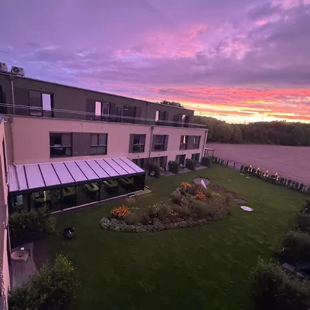 Fair N Square 24 Stunden Self-check In 4* Darmstadt