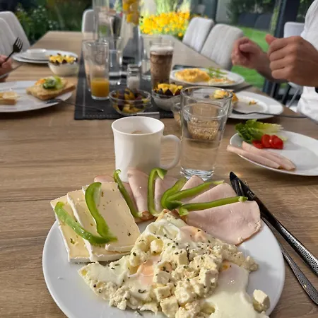 Fair N Square 24 Stunden Self-check In 4* Darmstadt