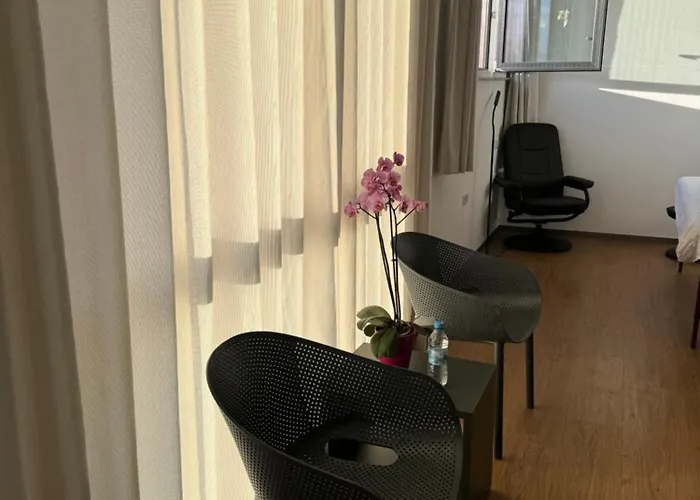 Fair N Square 24 Stunden Self-check In