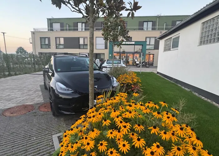 Aparthotel Fair N Square 24 Stunden Self-check In 4*