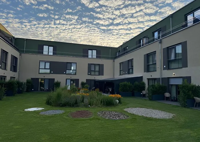 Fair N Square 24 Stunden Self-check In 4*